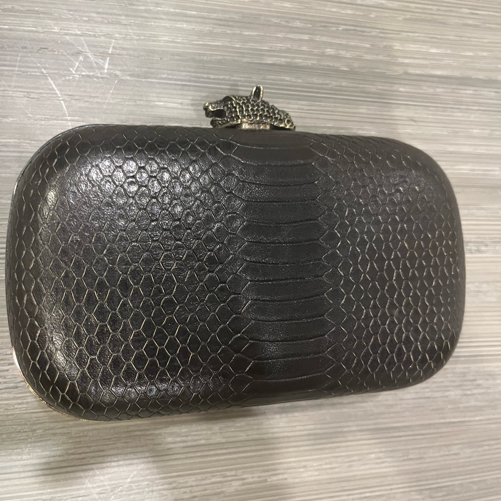 House of Harlow Brand Clutch